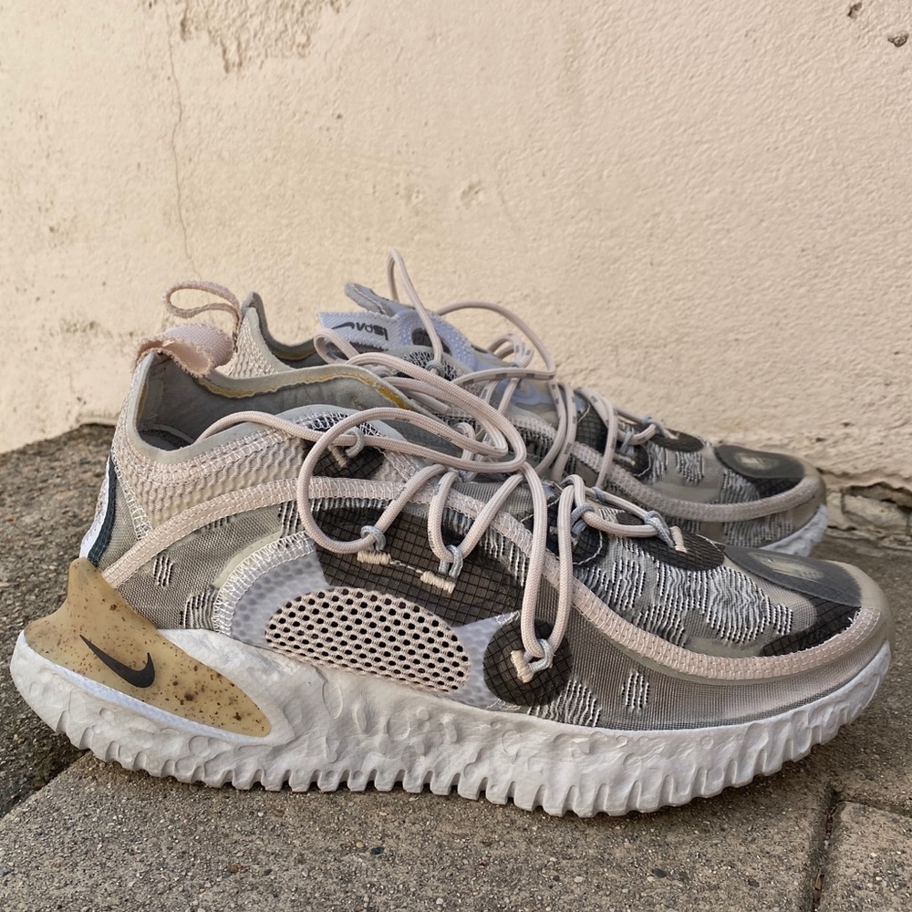 Nike Flow ISPA Mens US 6/EU 38.5